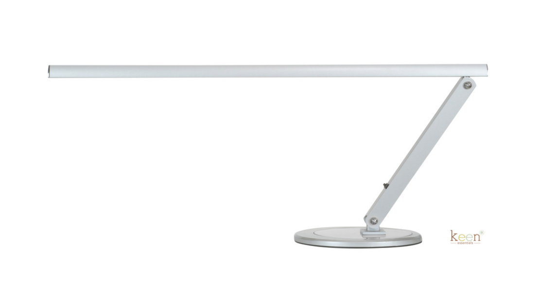 Lumilight w/ USB Port - Versatile and convenient lighting solution with USB charging capability